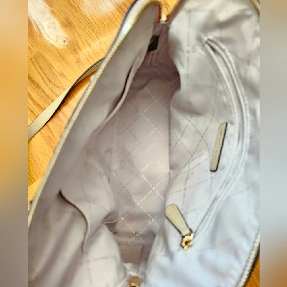 Handbag, Michael Kors, Cindy Satchel, Cream, EUC - Picture 7 of 10
